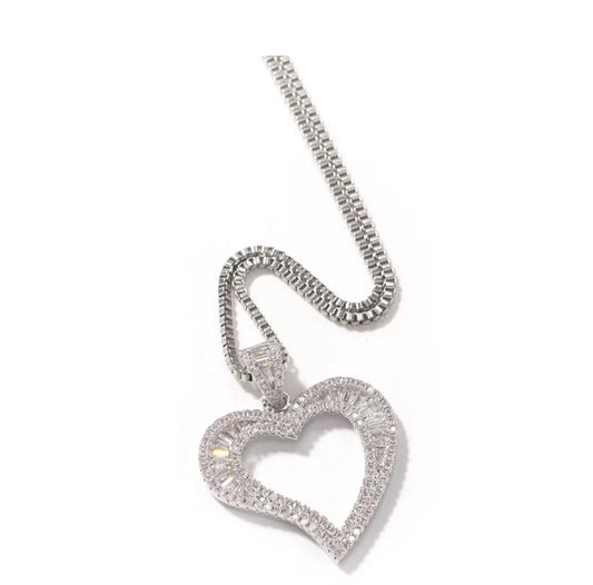 Wayda Open Heart Necklace